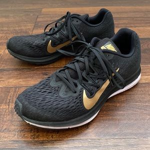 Nike Zoom Winflo 5 Size 8